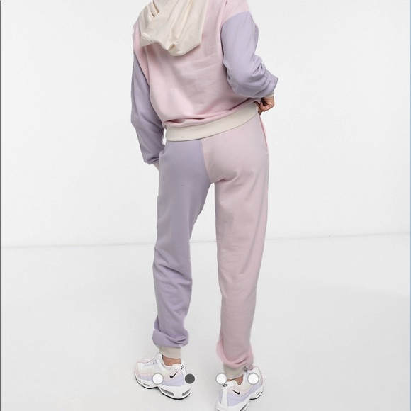 Last Call‼️Tracksuit - Picture 2 of 2